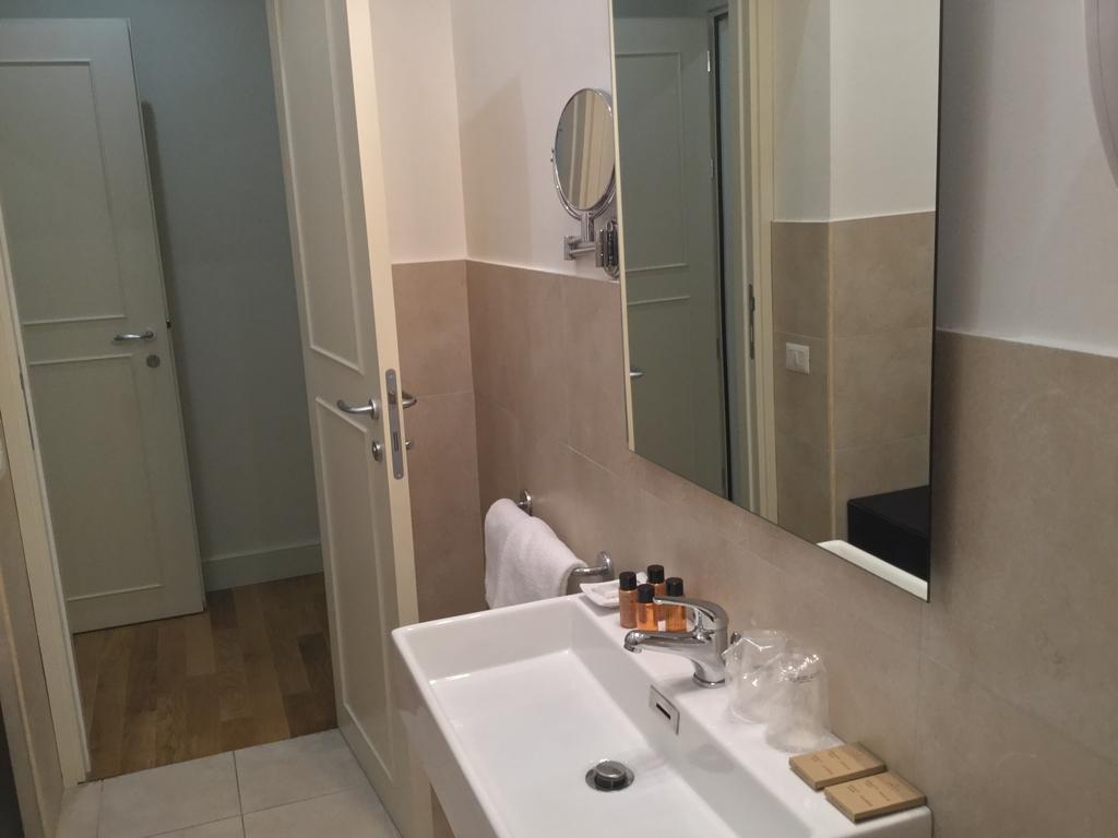 Rhome Terminal Guest House Rzym Zewnętrze zdjęcie