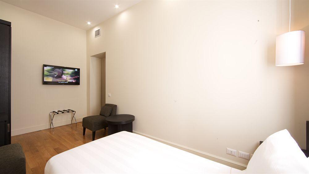 Rhome Terminal Guest House Rzym Zewnętrze zdjęcie