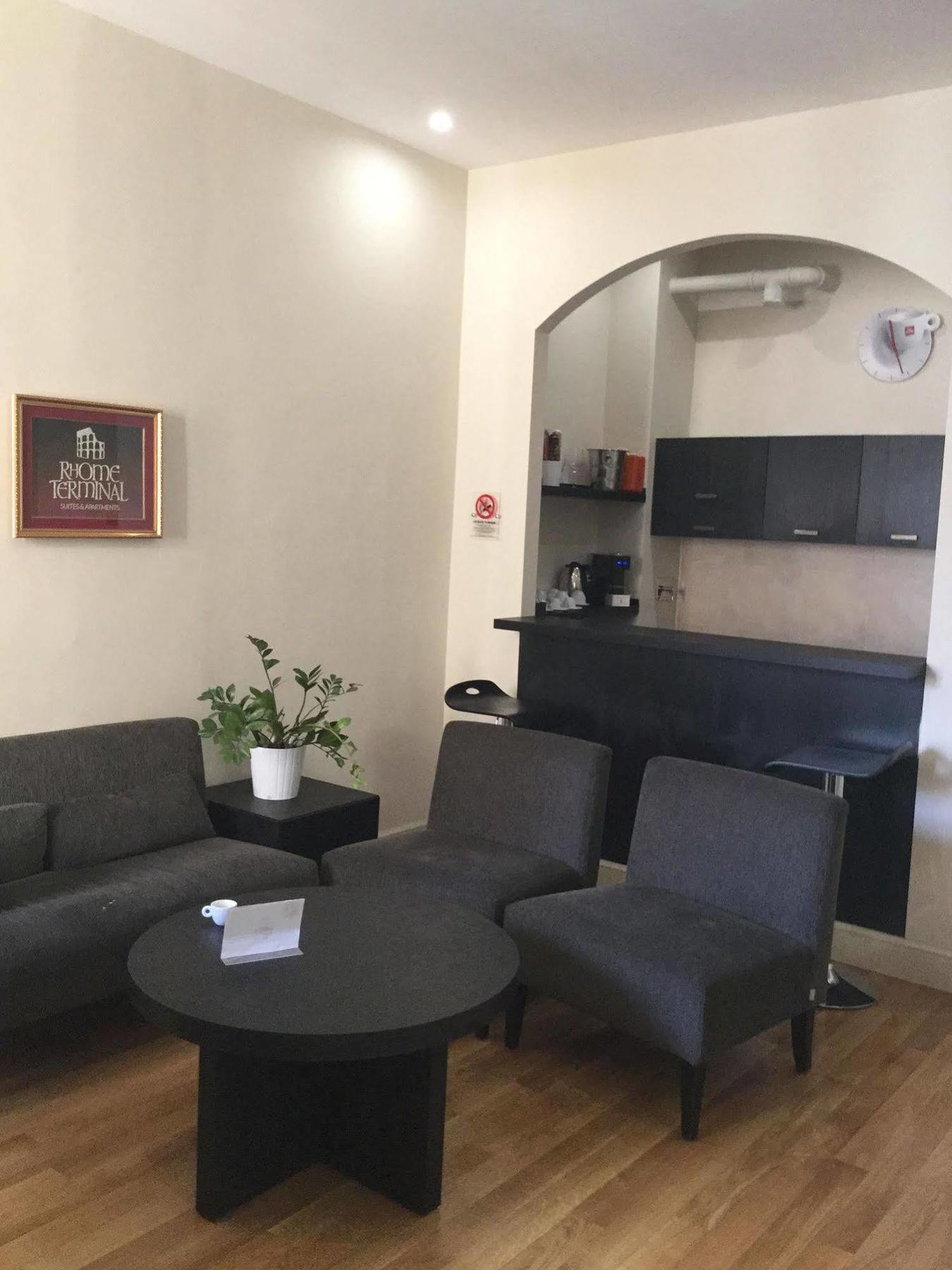 Rhome Terminal Guest House Rzym Zewnętrze zdjęcie