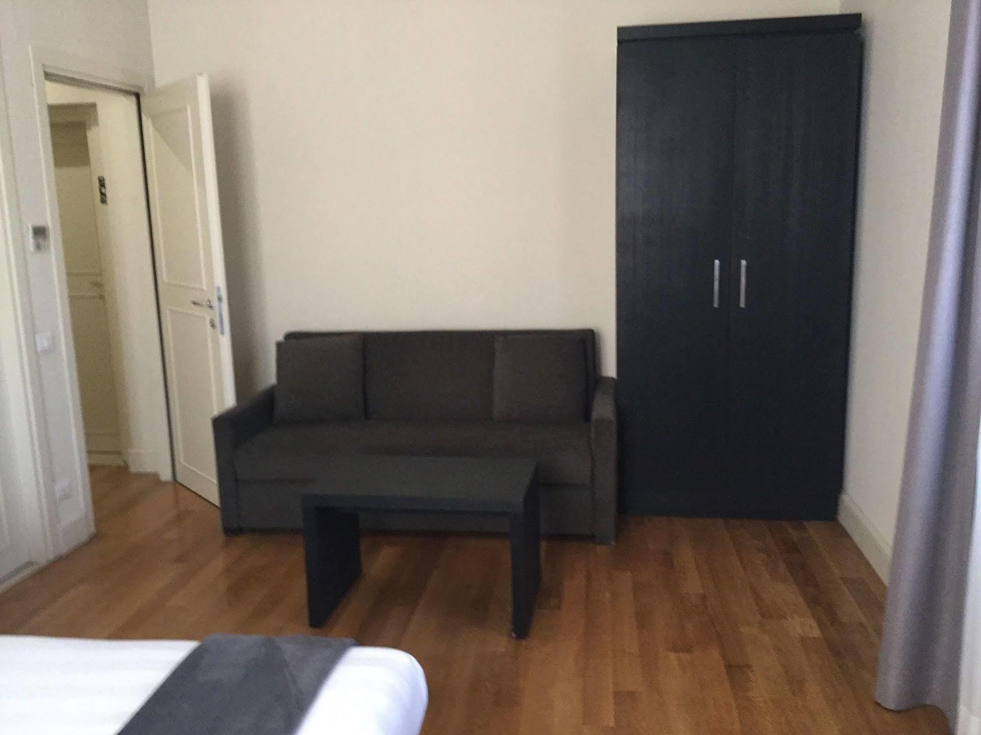 Rhome Terminal Guest House Rzym Zewnętrze zdjęcie